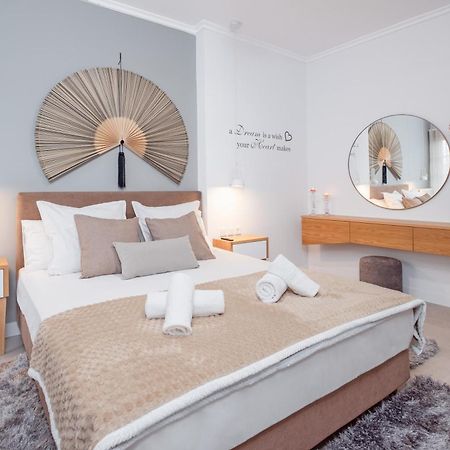 Singer Suites Kalamata - Luxury Suites Dış mekan fotoğraf